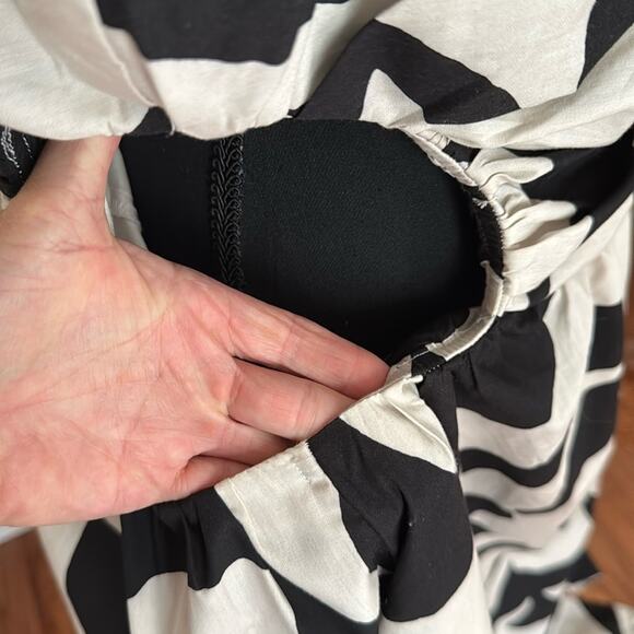 Abercrombie & Fitch Abstract One Shoulder Cut Out Maxi Dress Black White Size L - Picture 8 of 13